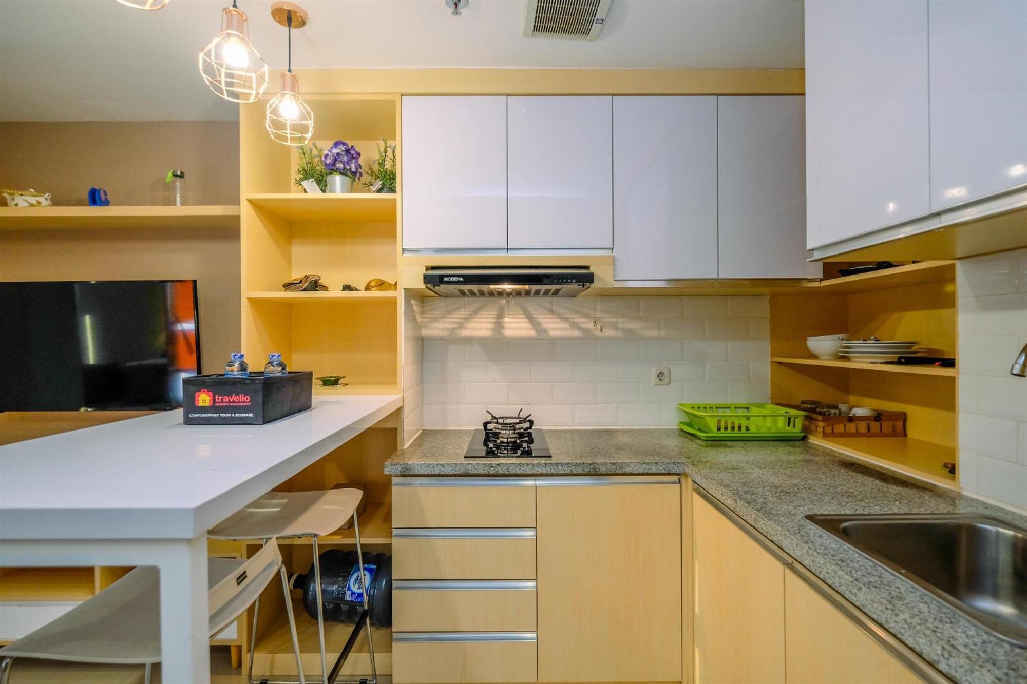 Apartemen Modern And Spacious With View @ Grand Kamala Lagoon By Travelio *